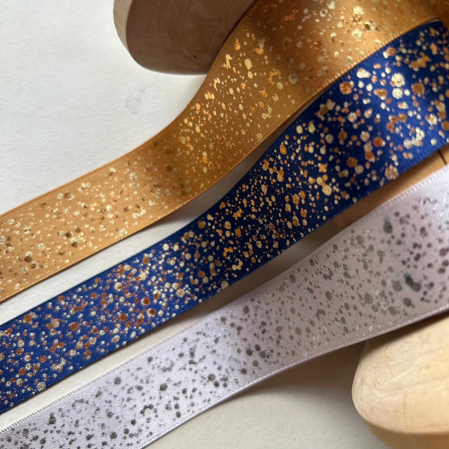 Berisford Ribbon: Sparkler Range 25mm