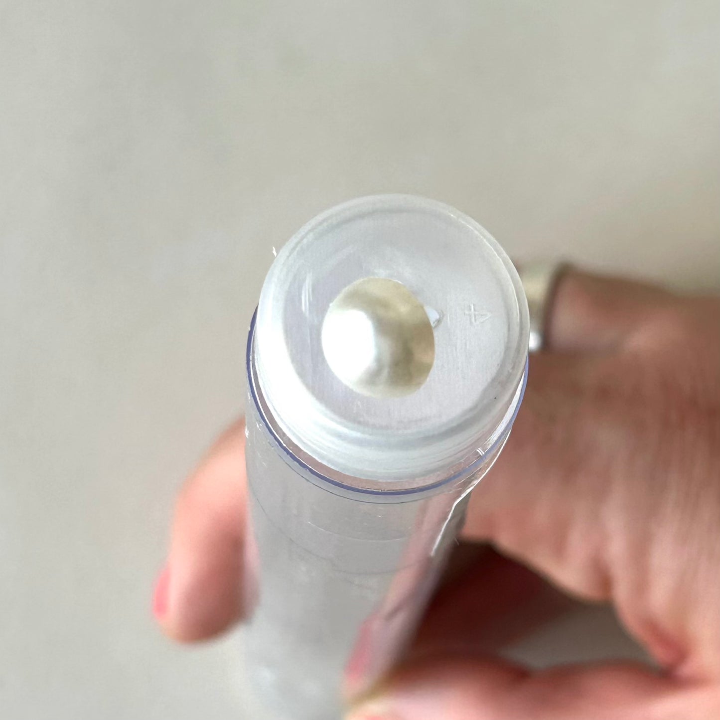 Buttons: Pearl like Shank Button 10mm