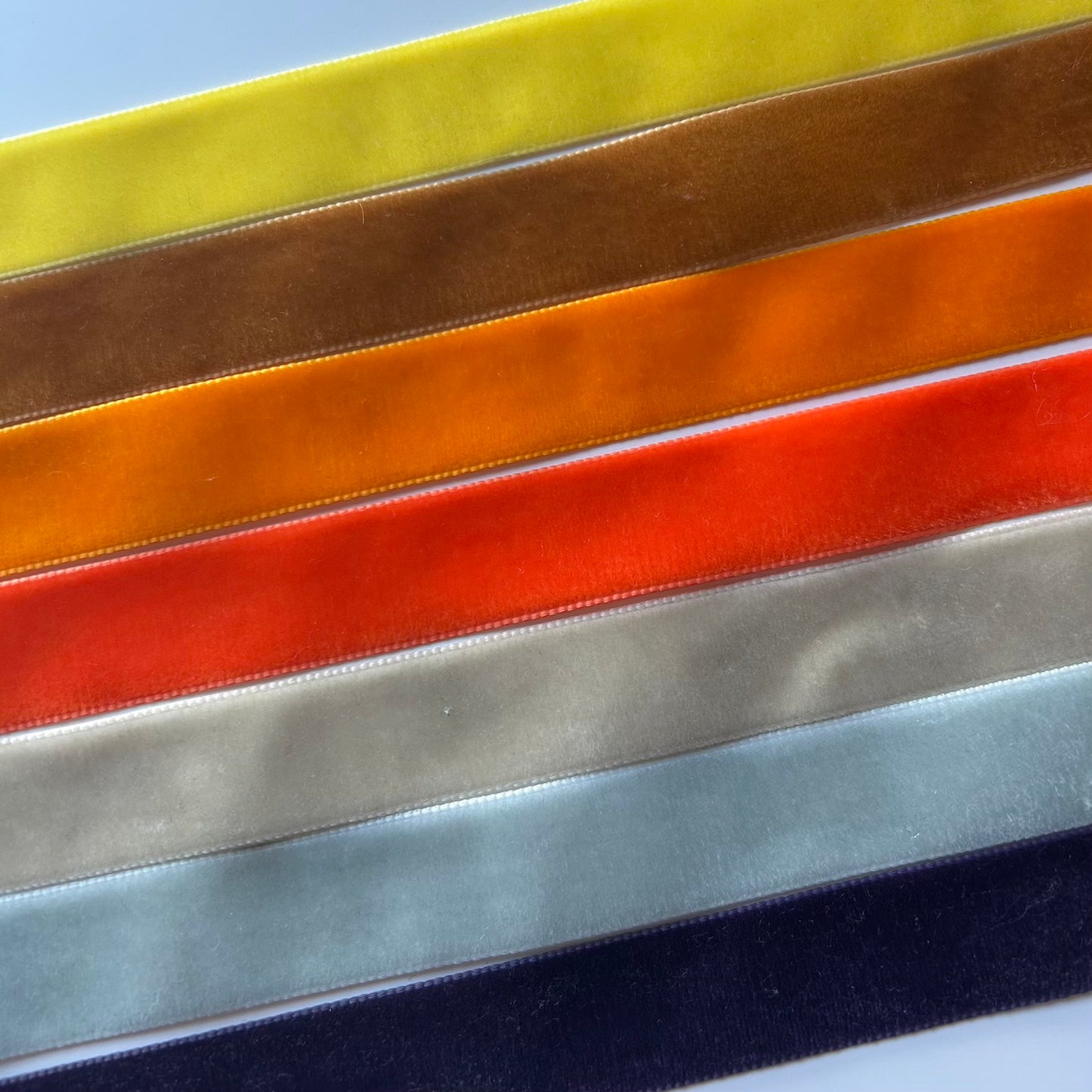 Berisford Ribbon : Luxurious Velvet Ribbon 22mm