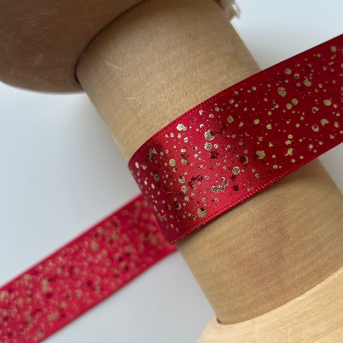 Berisford Ribbon: Sparkler Range 25mm: Red