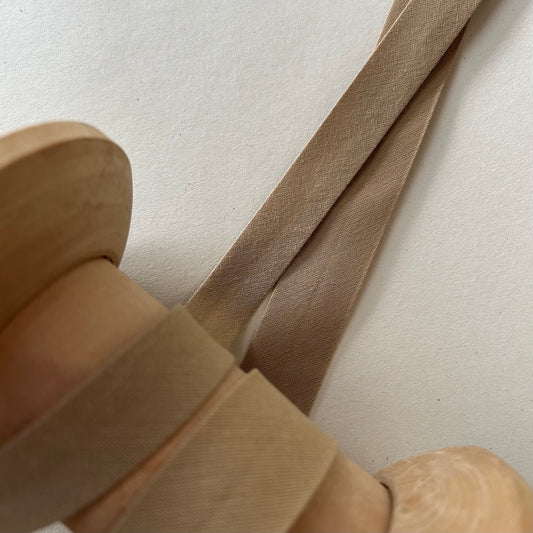 Beige (4) Poly Cotton Bias Binding