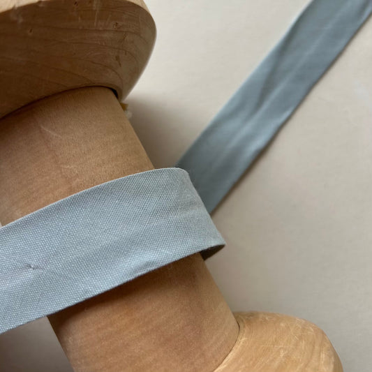 Light Grey (310) Poly Cotton Bias Binding