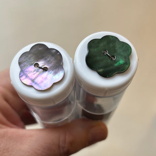 Buttons: Large Natural Dyed Akoya Flower Shell Button