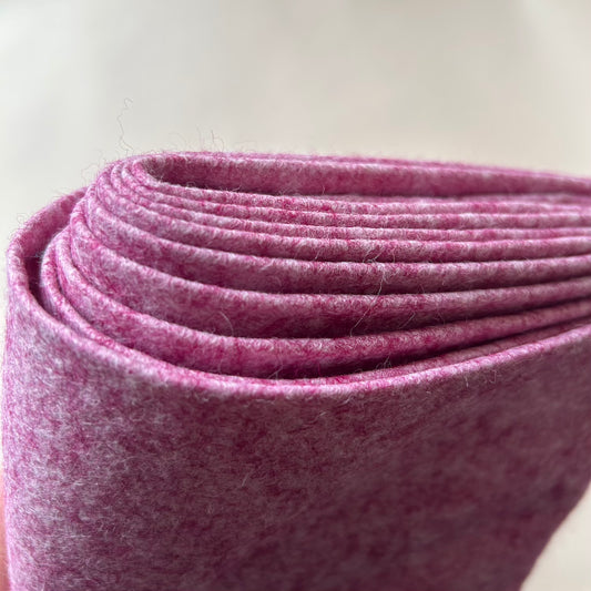 Felt: Wool Mix 92cm wide: Marl Effect: Fuschia