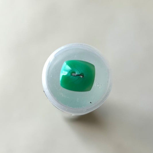 Buttons:  Green Mottled 2-Hole Button