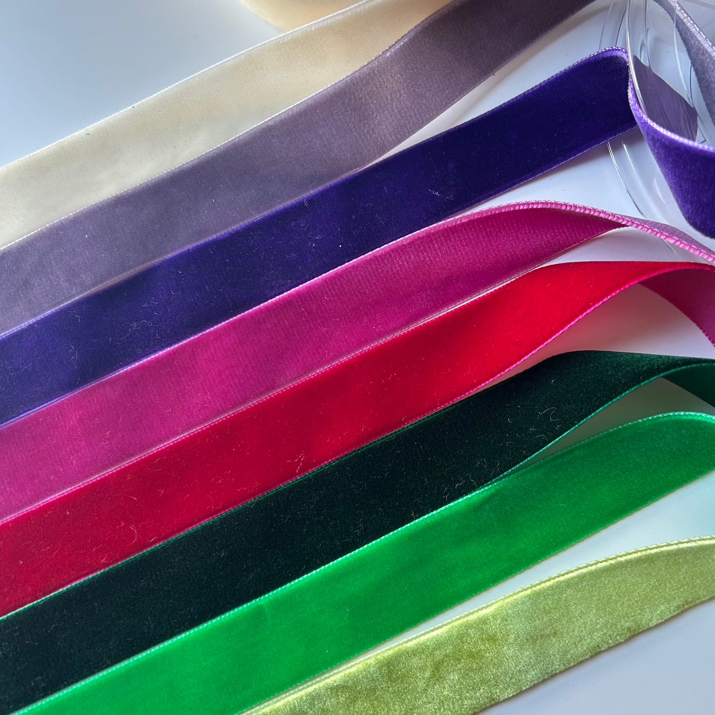 Stephanoise Ribbon : Luxurious Velvet Ribbon 25mm