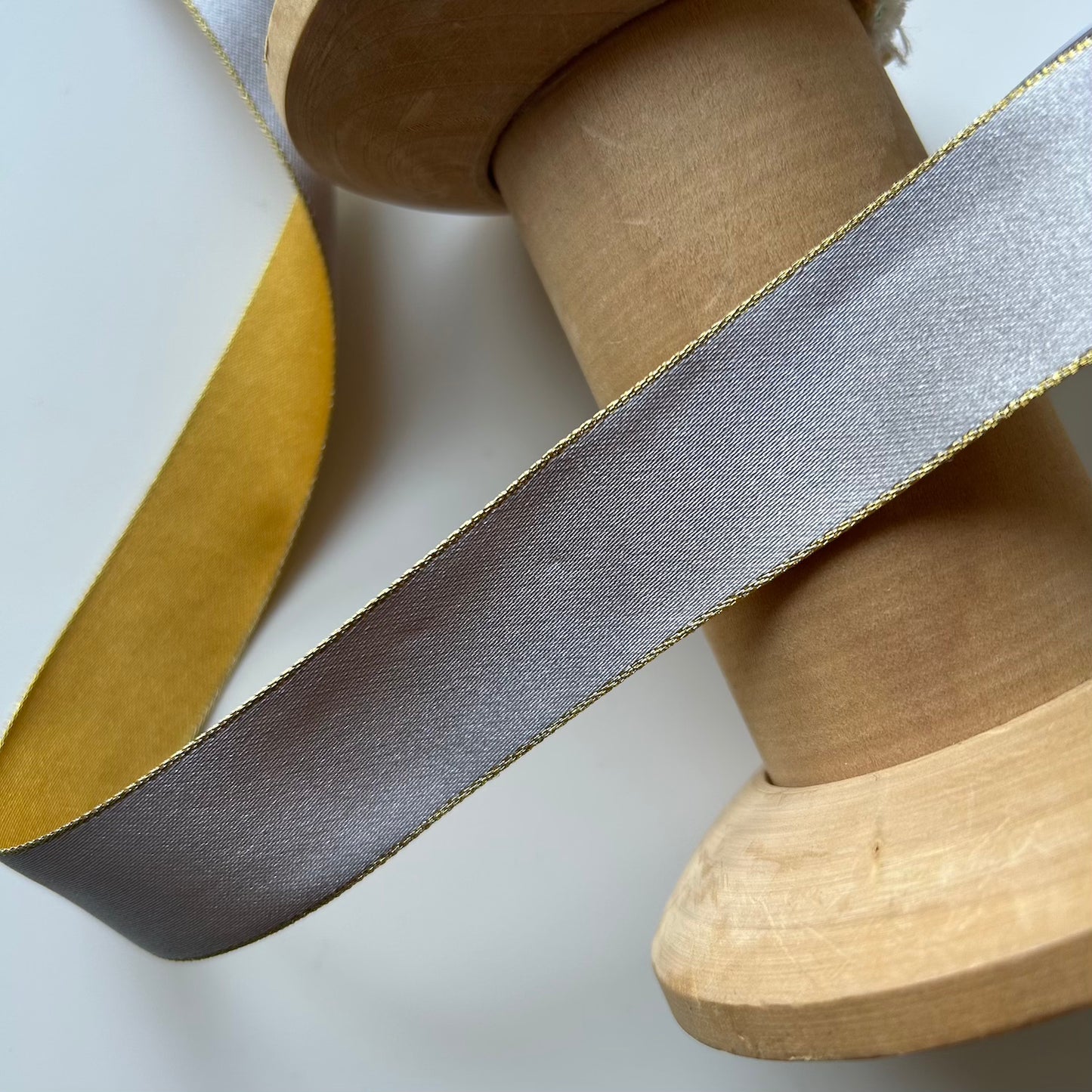 Berisford Ribbon: Duo Satin Ribbon in Red and Grey 25mm